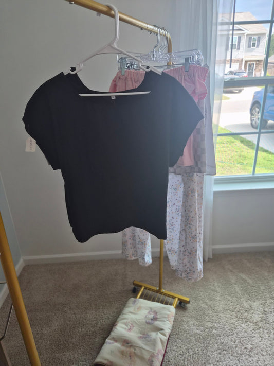 WOMANS OFF ONE SHOULDER BLOUSE | RTS | WOMANS MEDIUM