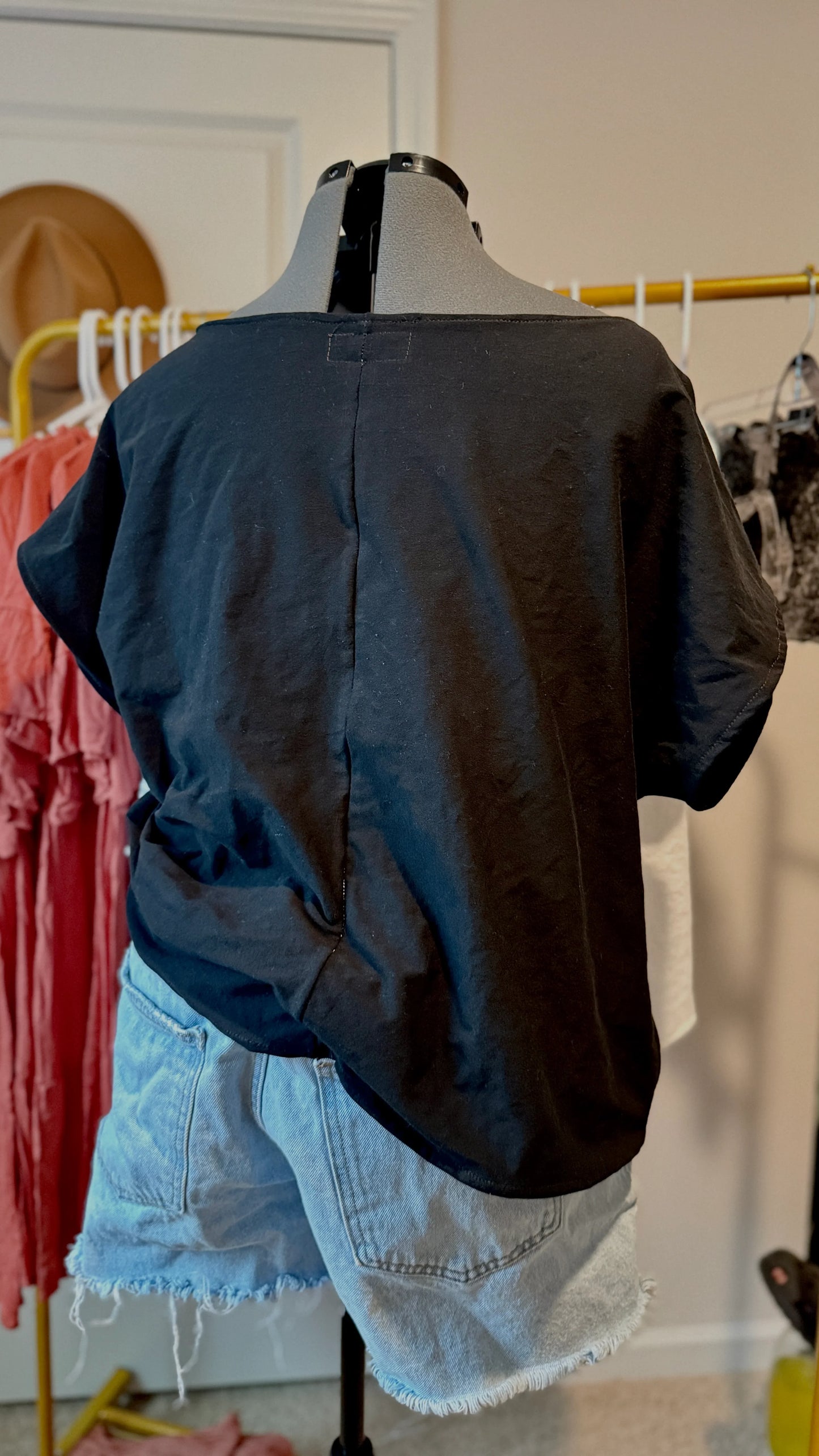 Willow Flowy Tee | Oversized Tee | Slouchy Tee Black - Wildflower Enchanted