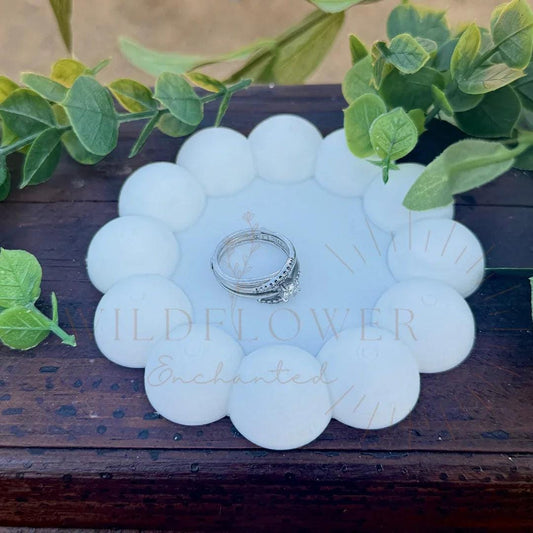 Daisy Jewelry Tray | Trinket Tray | 3D Print Jewelry Tray | PLA 3D Print - Wildflower Enchanted